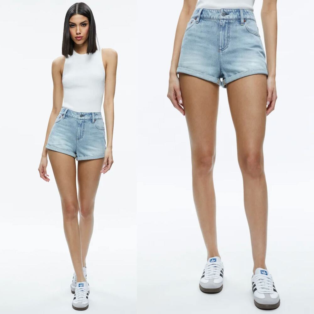 Alice + Olivia Maggie Mid Rise Vintage Denim Shorts Rockstar Blue Wash Size 25